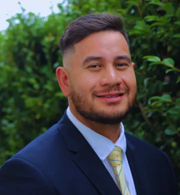 Helaman Luki is a dynamic emerging leader in Māori and Pacific health. 