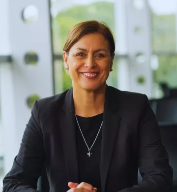 Professor Suzanne Pitama is an esteemed educational psychologist, researcher, and leader in Māori health education. Her mahi is driven by a relentless pursuit of equity in healthcare, ensuring Māori health perspectives are embedded within medical training, research, and practice. 
