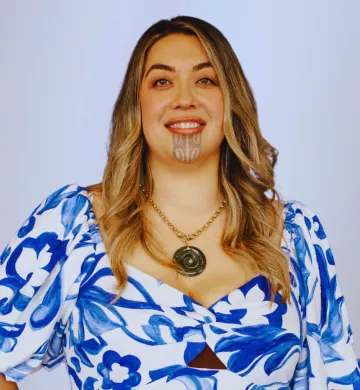 Mareta Hunt is a champion for child health equity, Māori well-being, and injury prevention, driven by kaupapa Māori and Te Tiriti o Waitangi. With deep ancestral ties and a lifelong commitment to Te Reo Māori, she ensures Māori voices shape digital health engagement and policy.