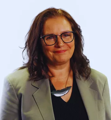 Shelley Campbell is dedicated to reducing health inequities and creating an effective health system through the development of community and primary healthcare services.