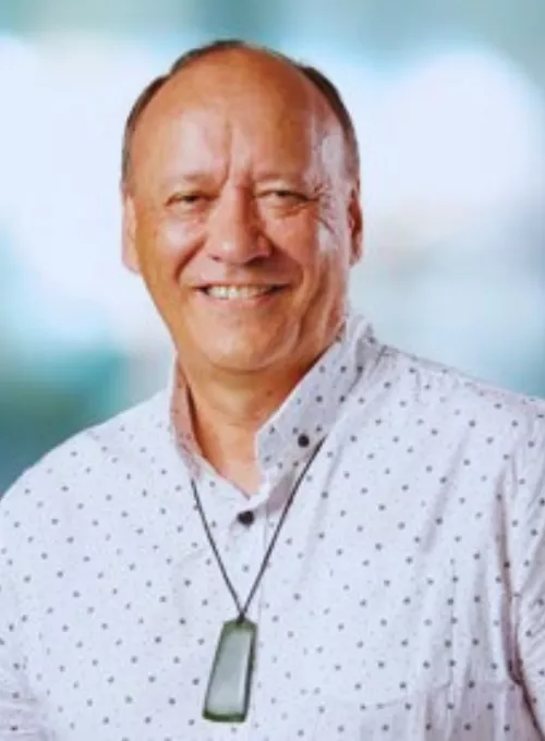 Rawiri Blundell is a transformative Māori health leader, researcher, and equity strategist whose mahi is grounded in whānau, whakapapa, and justice.